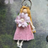 Rosie Petite Fille Porte Clés Fées 5 Gnomélia v2 Rosie Petite fille féérique porte clé qui accompagne les fées de Gnomélia