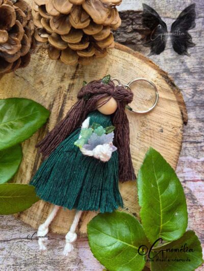 Sylvana Petite Fille Fée Feuilles Gardienne des Bois Gnomélia
