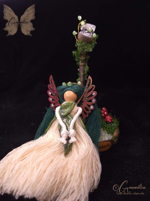 Fée Amérinda Reine Gardien des Bois Gnomélia